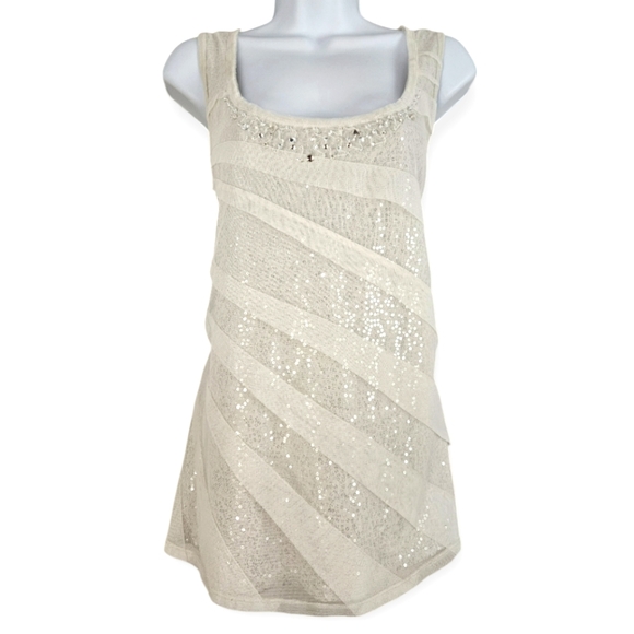 White House Black Market Tops - WHBM champagne ivory ruffled sequined tank top blouse Womens XLarge